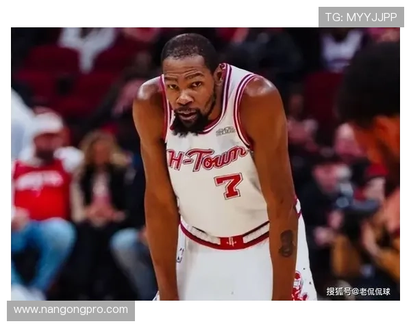 NBA季后赛激战正酣 詹姆斯与杜兰特强强对决引爆联盟关注